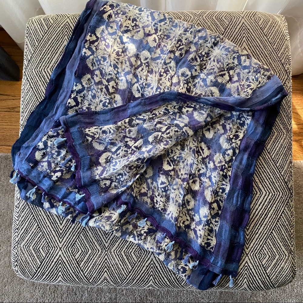 Scarf blue periwinkle purple off-white tassels lightweight
